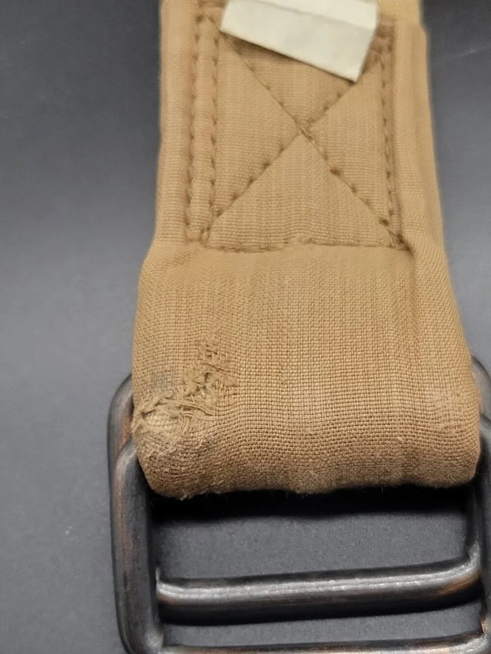 Men’s Tan Military/Webbed Belt Size 30 Solid Adjustable 1.5